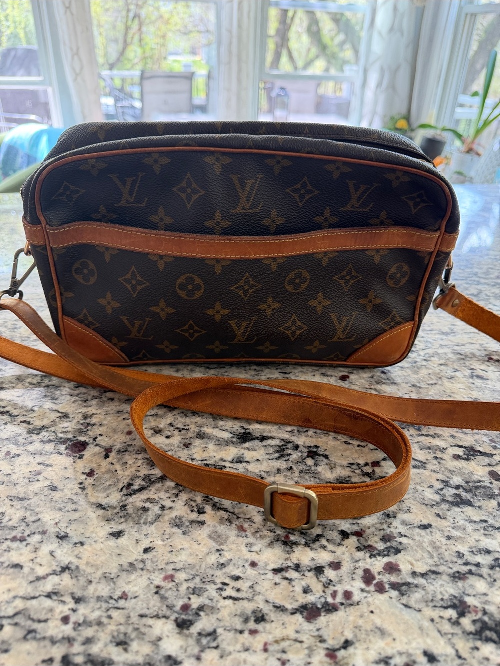 Louis Vuitton Monogram Crossbody Bag in Brown and Tan - Picture 16 of 16